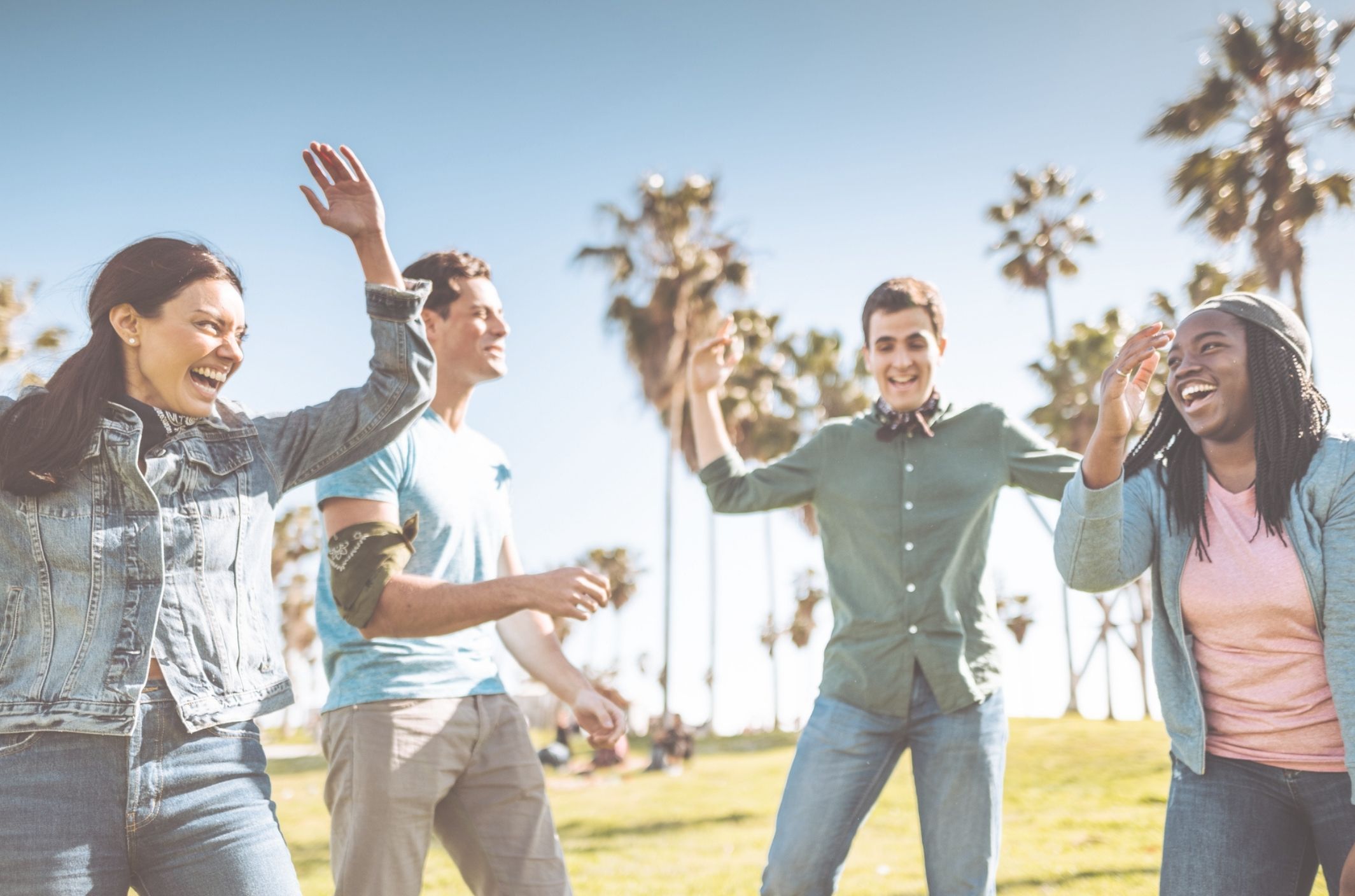 friends having fun being healthy & well healthaid by lemonaid homepage (2)